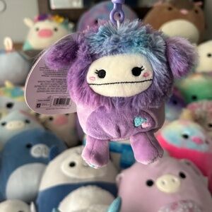 Eden Clip Squishmallow